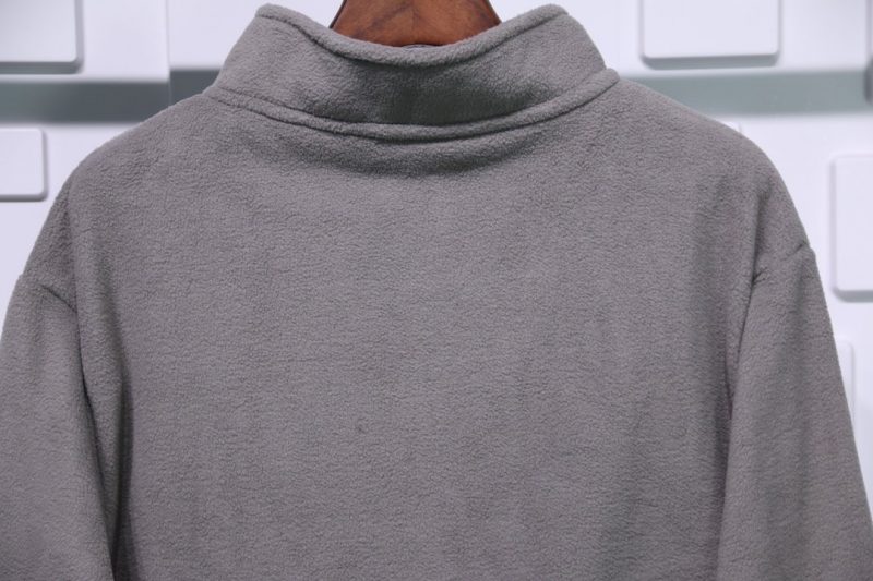 FEAR OF GOD ESSENTIALS POLAR FLEECE HALF-ZIP SWEATER REPLICA - Image 20