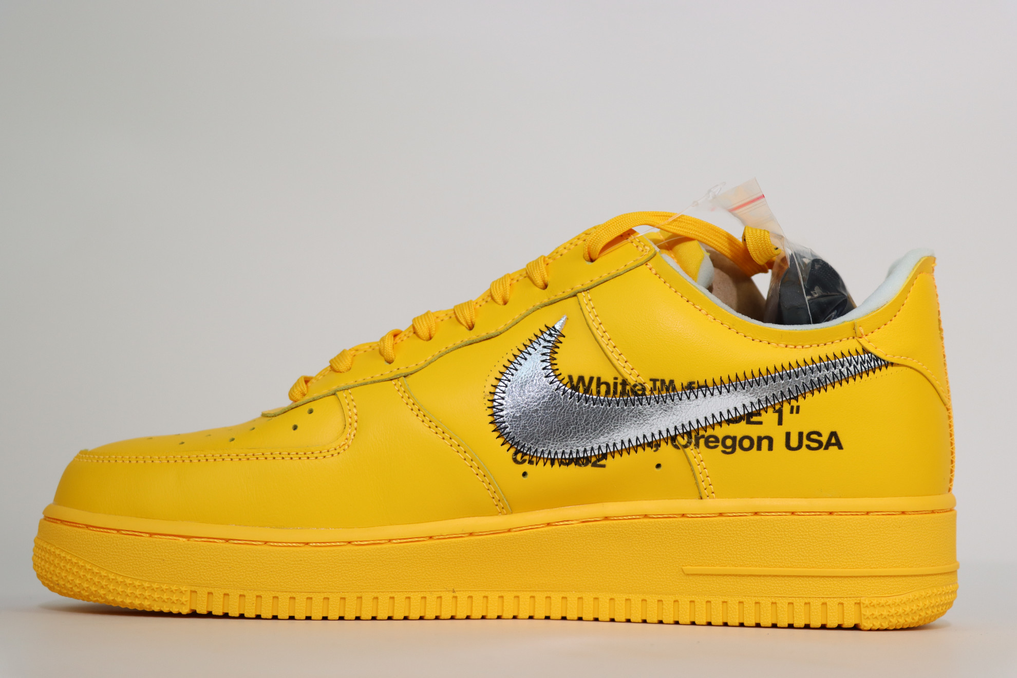 Off-White x Nk Air Force 1 “University Gold” Replica - Image 2