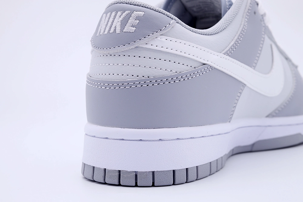 BEST REPS SHOES Dunk Low 'Pure Platinum' - Image 4