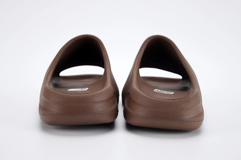 Yeezy Slide "Flax" GX6141 MATTE - Image 3