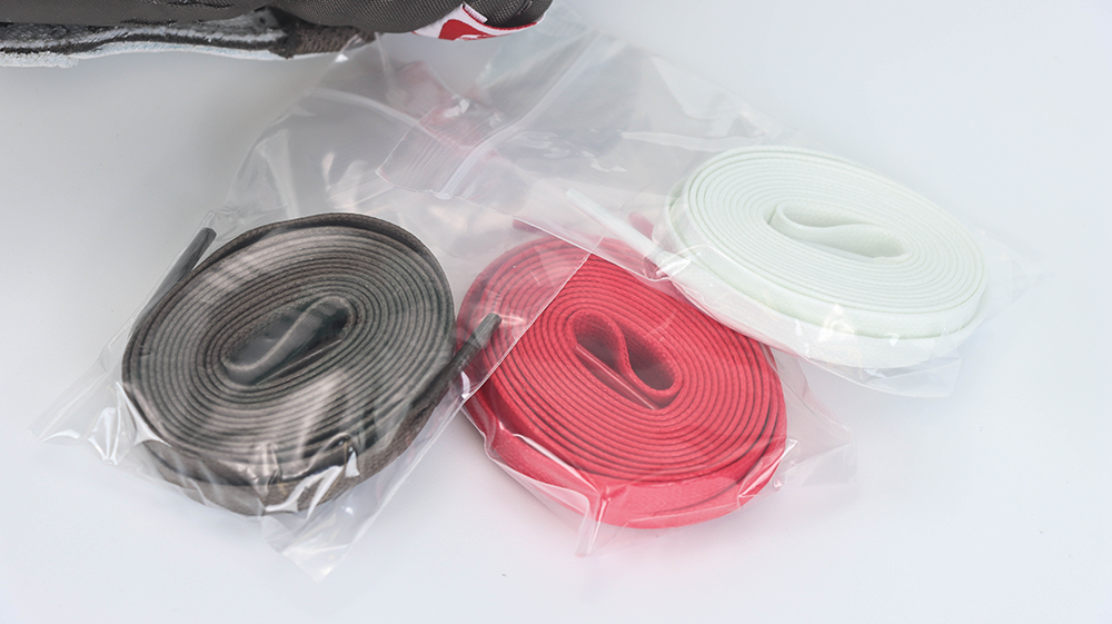 the 3 color laces