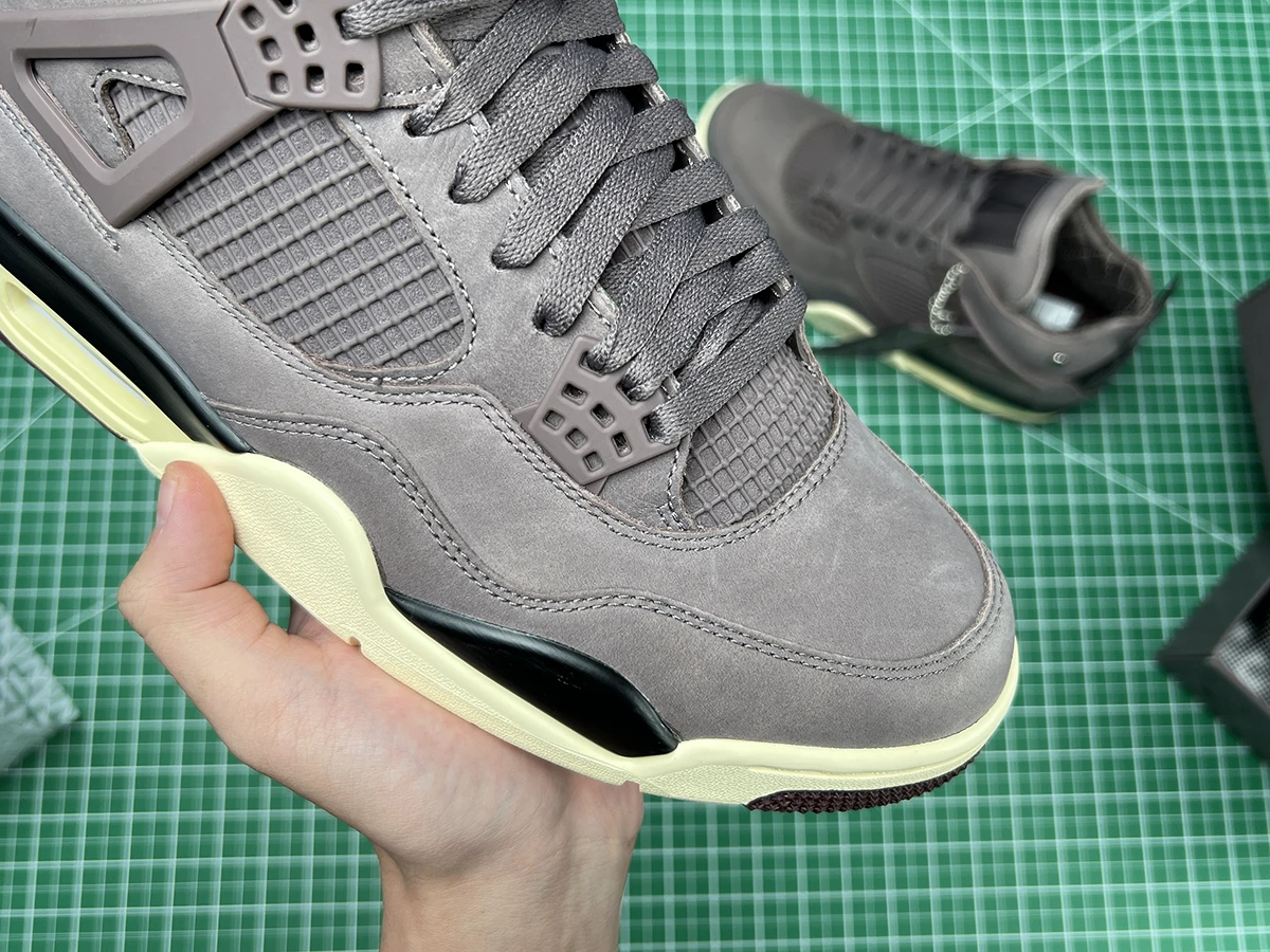 Side of the shoe