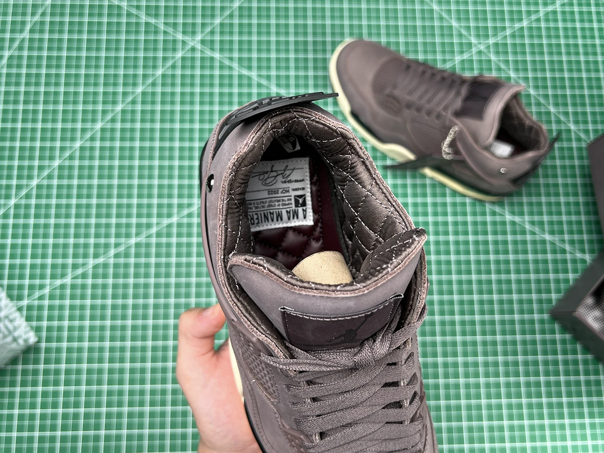 the shoe mouth