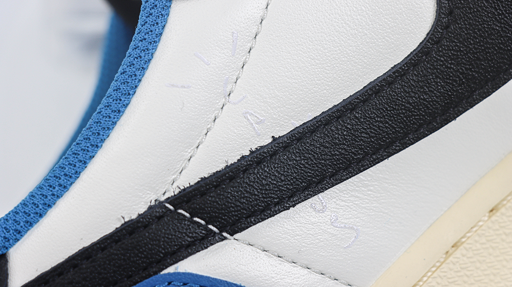 Nike swoosh details