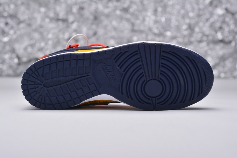 OFF-WHITE LOW “UNIVERSITY GOLD” DUNK