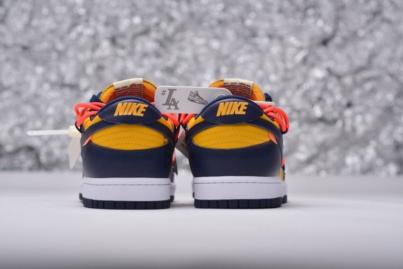 OFF-WHITE LOW “UNIVERSITY GOLD” DUNK