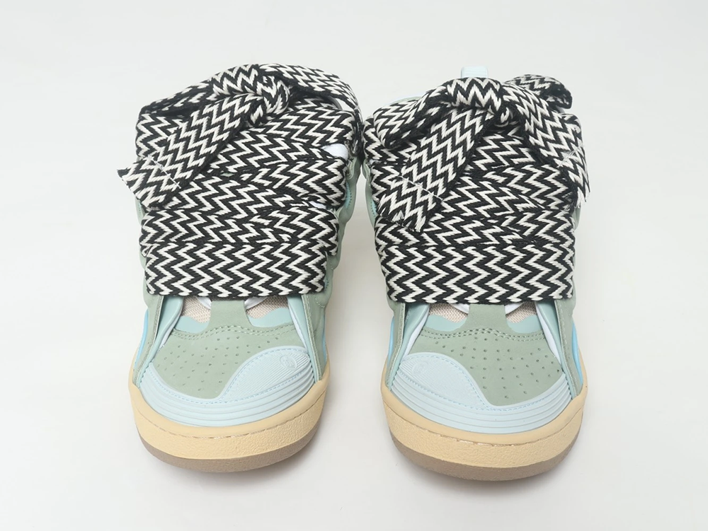 Curb Sneaker 'Light Blue' Reps