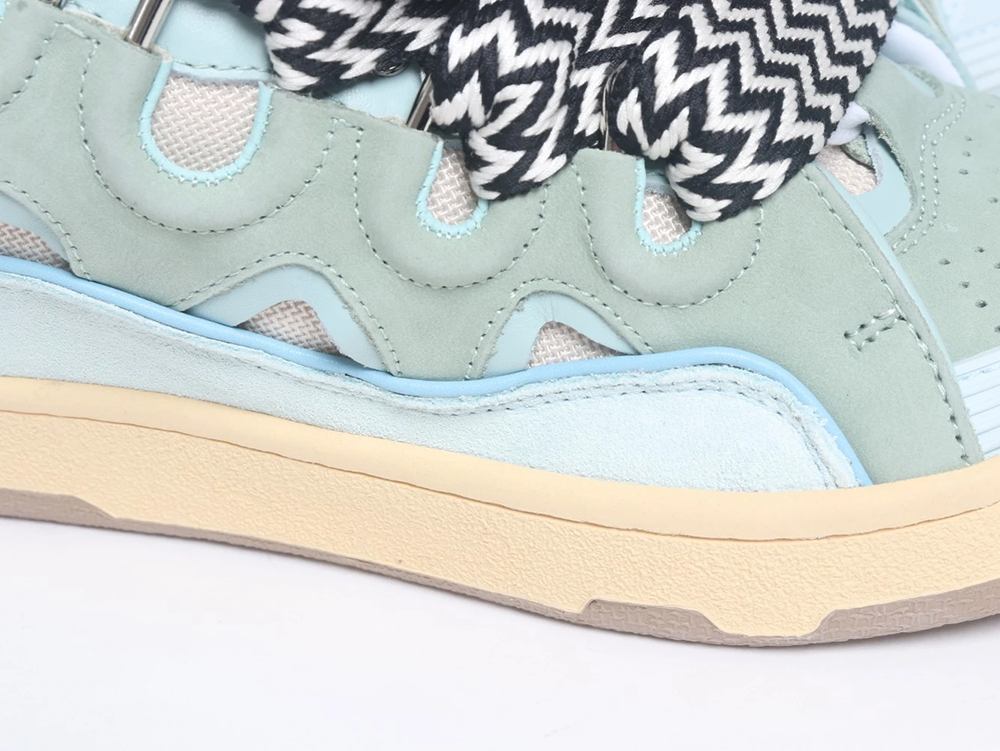 Curb Sneaker 'Light Blue' Reps