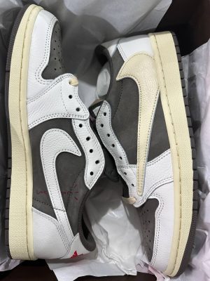 Travis Scott Air Jordan 1 Low "White Brown"  Sale Version