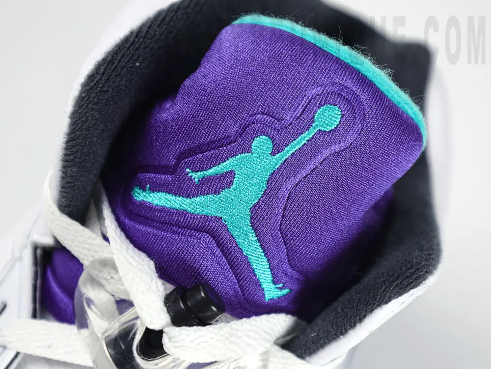 Purple tongue