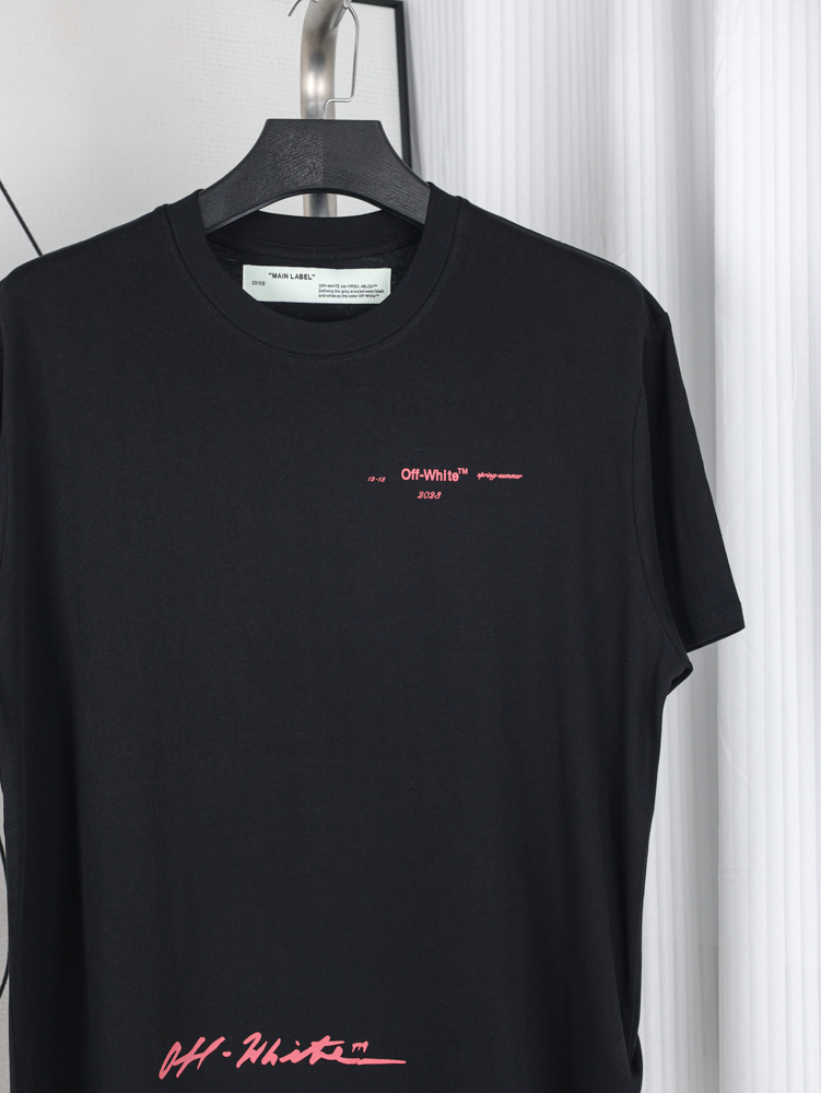 Off-White Colorful Dye Arrow Print T-Shirt