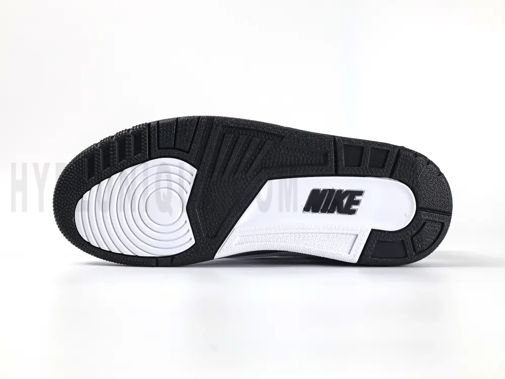 the black and white outsle