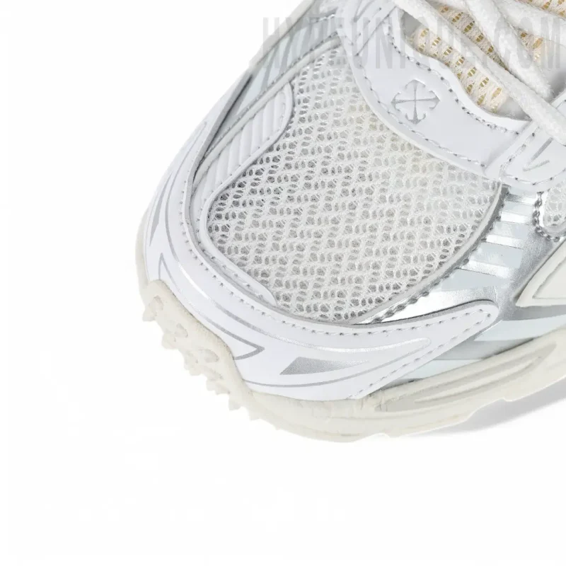 the toe box