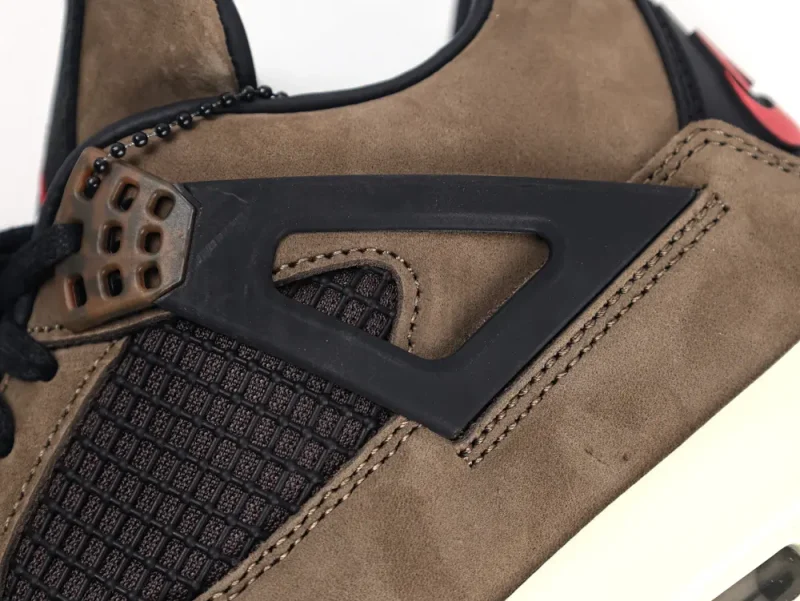 - Mesh upper