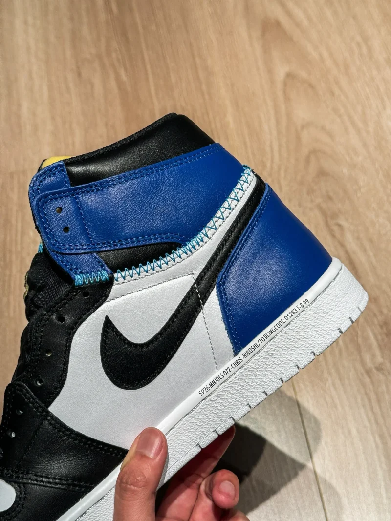 Shoes high heel details