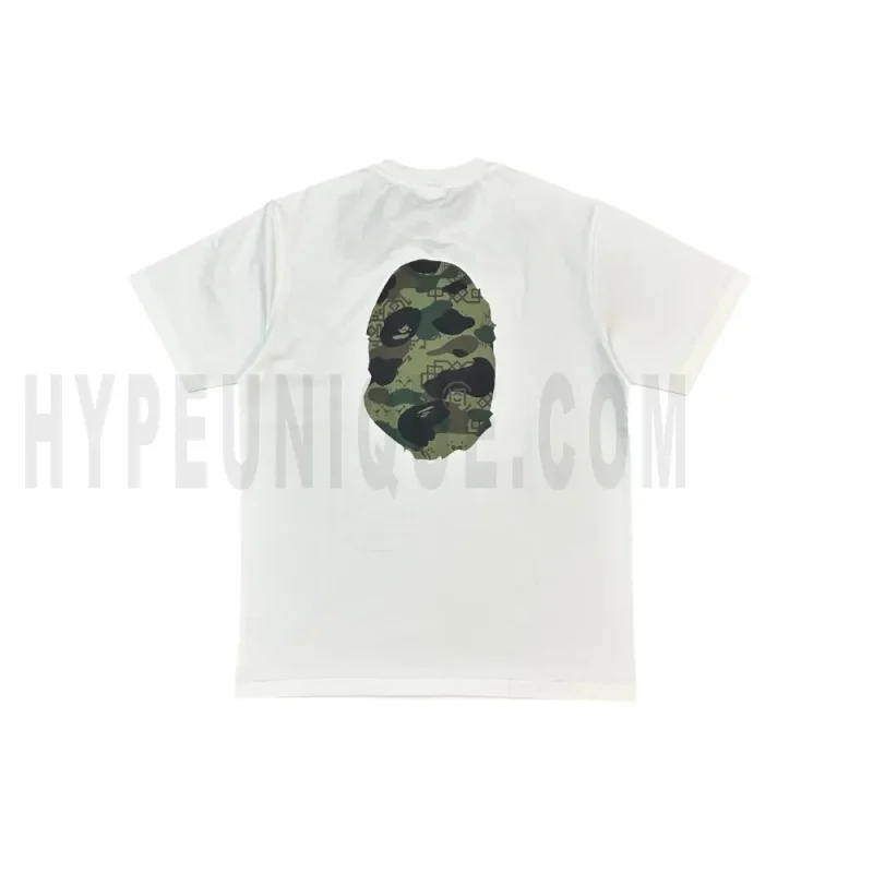 The back of the white clothes