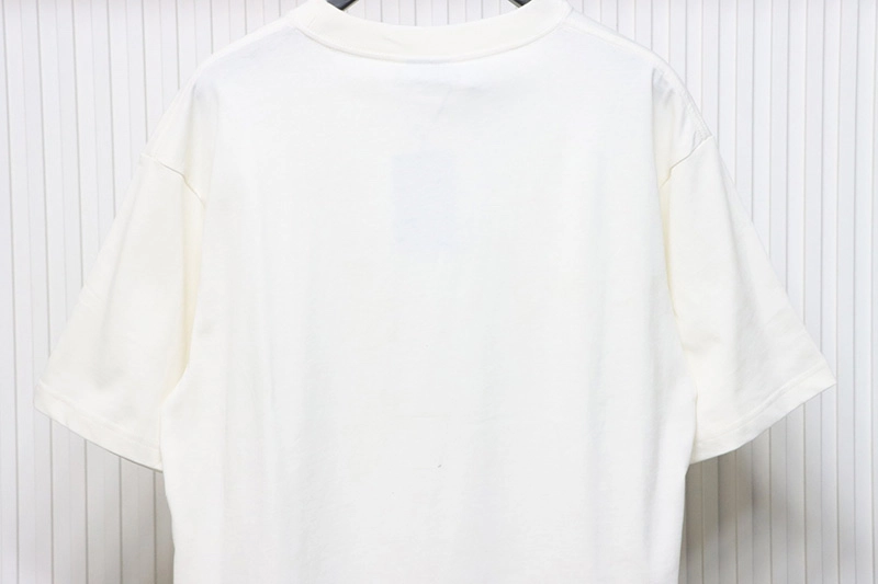 Hand-Painted BB Letter Logo Printed T-Shirt
