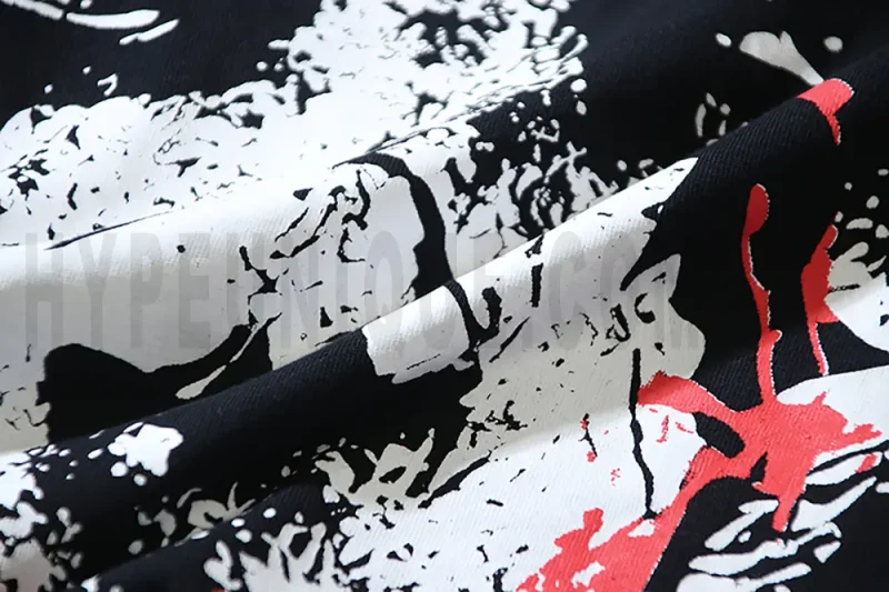 Featuring naturally breathable, wrinkle-resistant fabric with cloud-like softness.