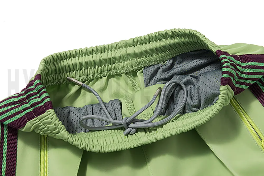 Elastic waistband for easy adjustment.