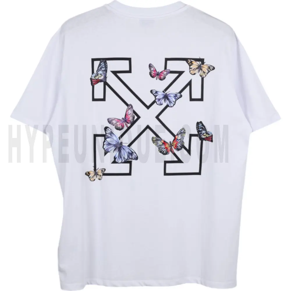 The back of the white clothes