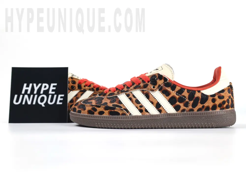 Samba OG "Core Black/Preloved Red/Cream White"