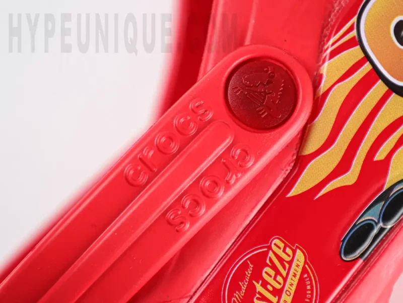 Side print detail of the shoes