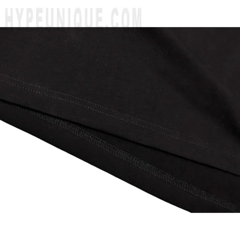 Precision-cut with wrinkle-resistant soft fabric.