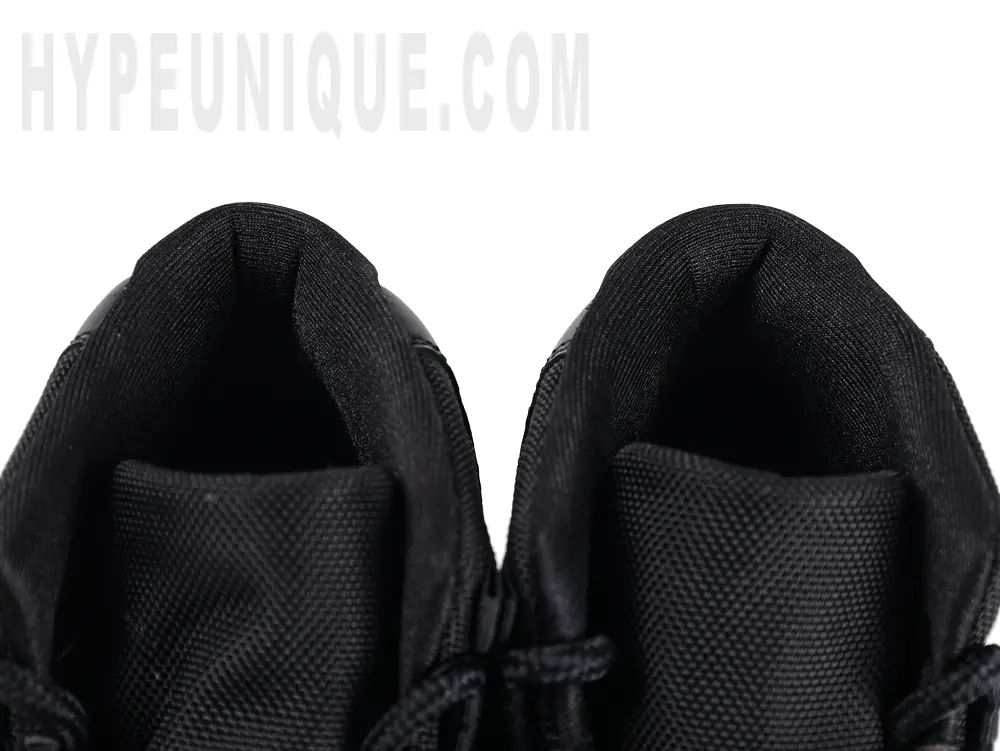 the shoe moouth