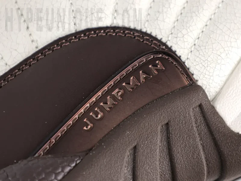 Mid sole details