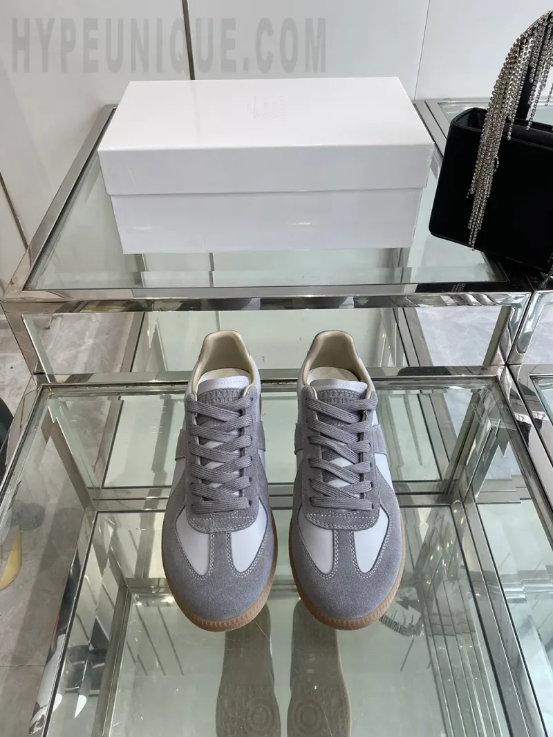 The pair of the shoes