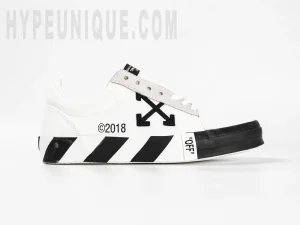 Off-White Vulc Sneaker Low 'White Black'