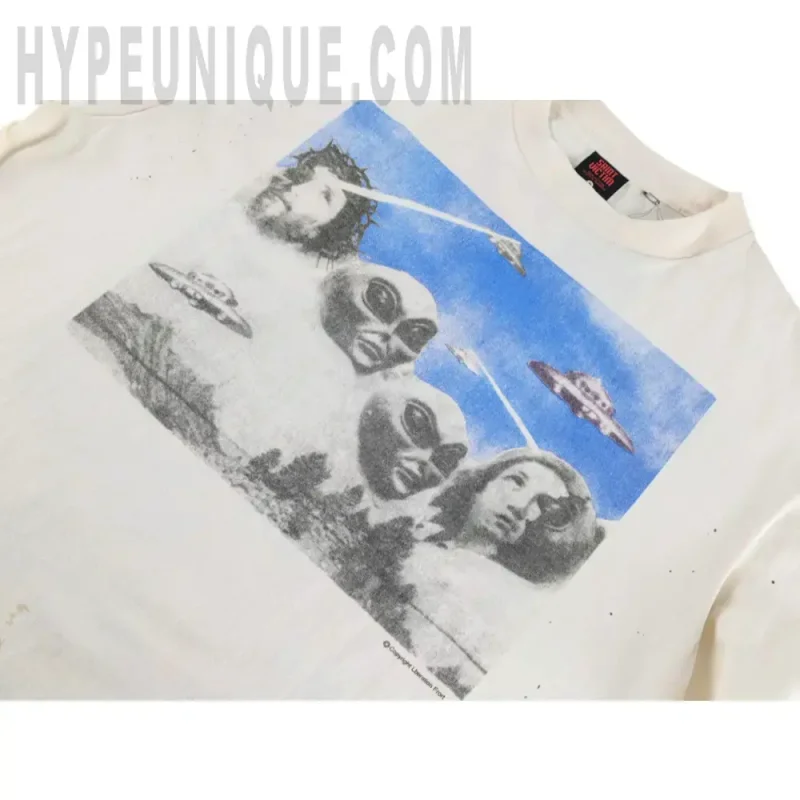 Printed graphic on the front of the garment