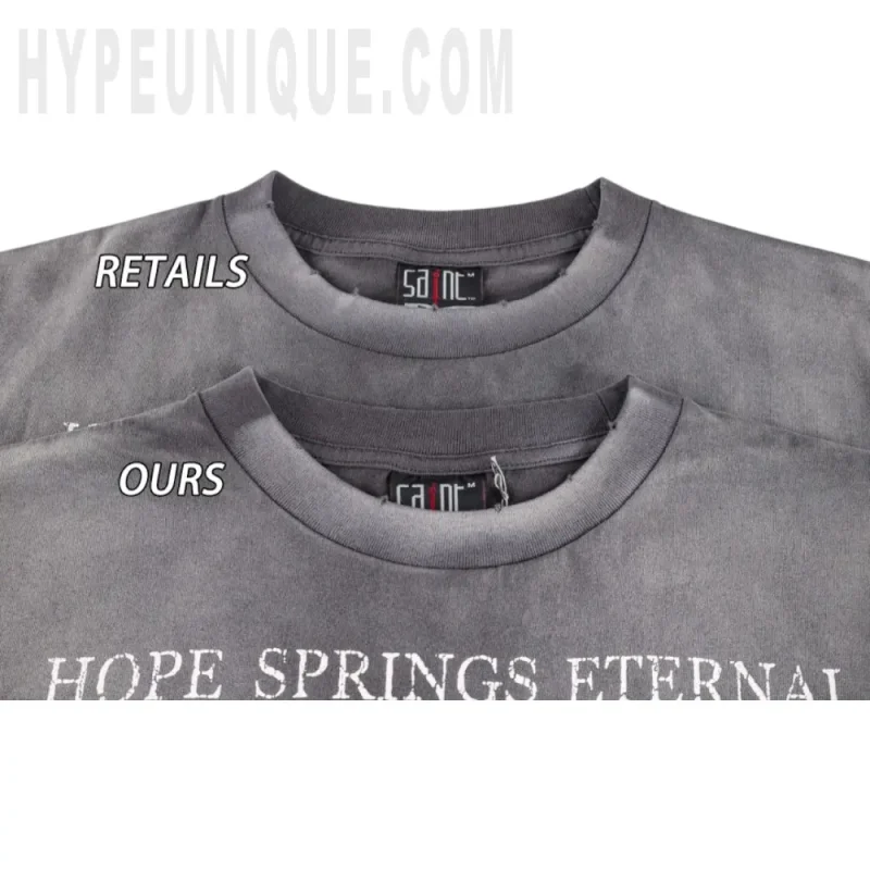 Close-up of the collar detail