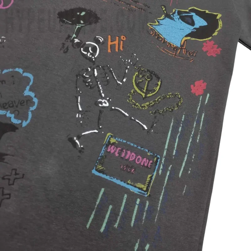 Front-facing graphic print