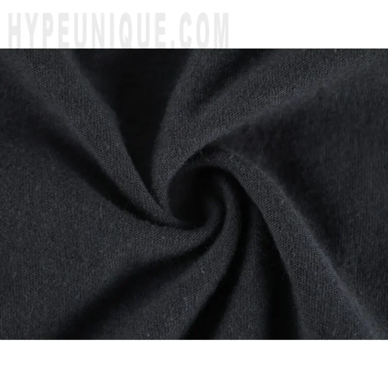 The fabric is soft and wrinkle-resistant.