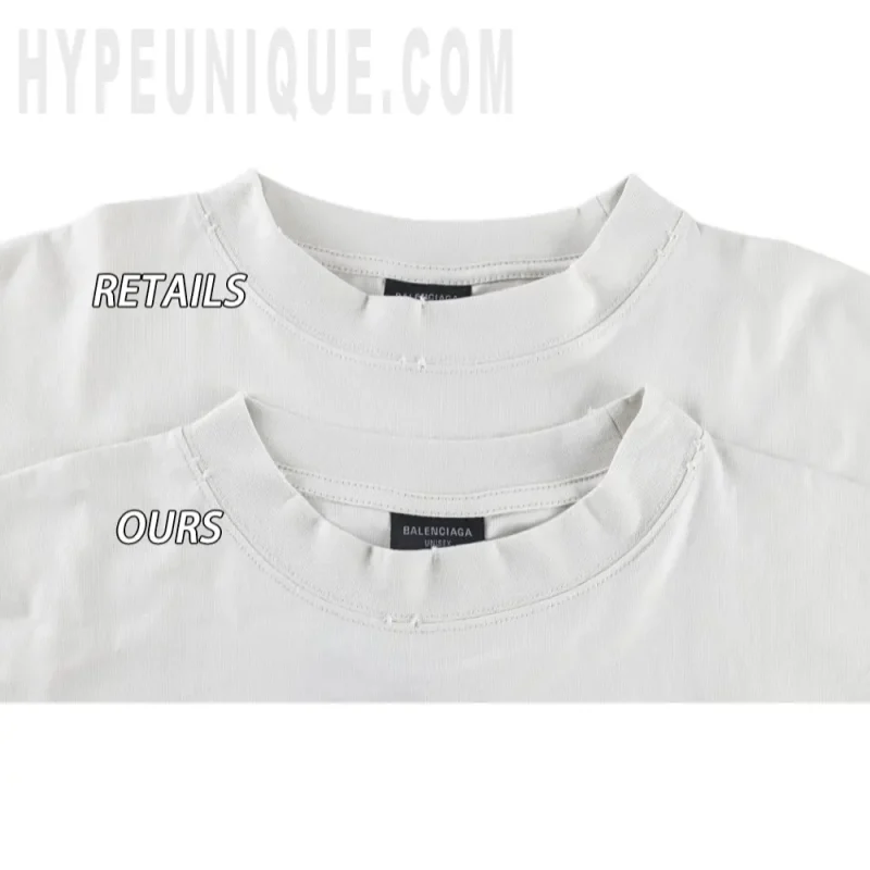 Close-up of the collar detail