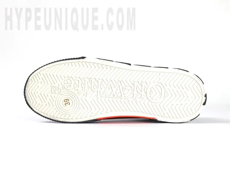 the white insole