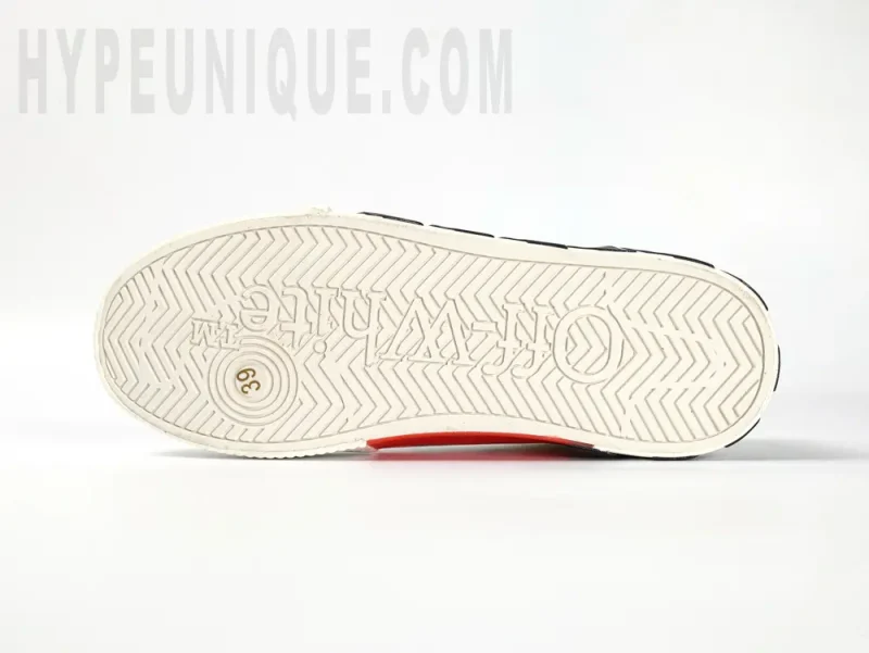 the white insole