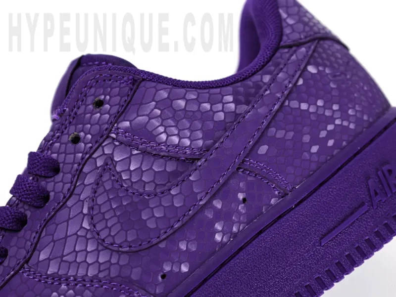 the purple mesh