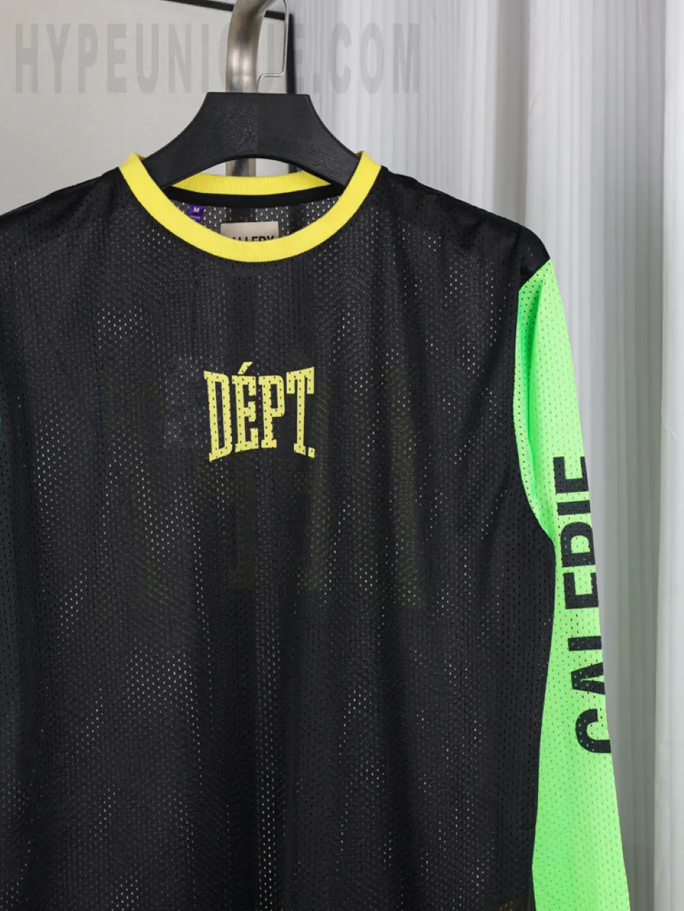 Dept chest detail