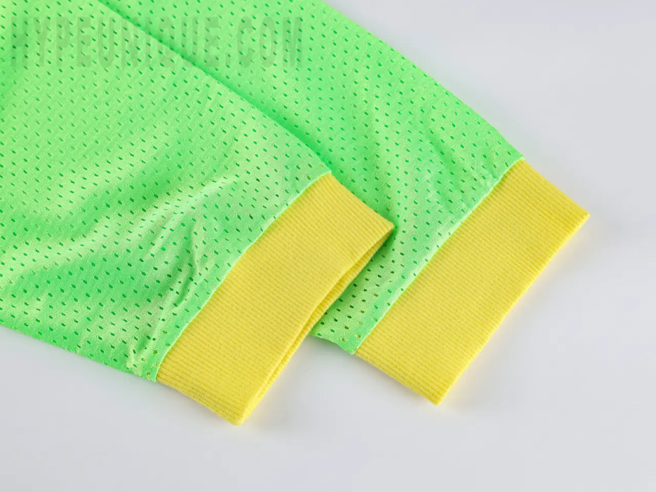 Teal sleeves