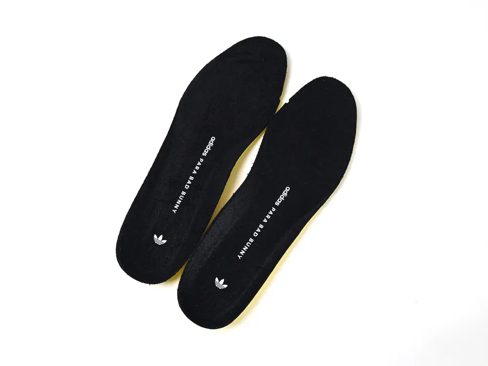 Black insole