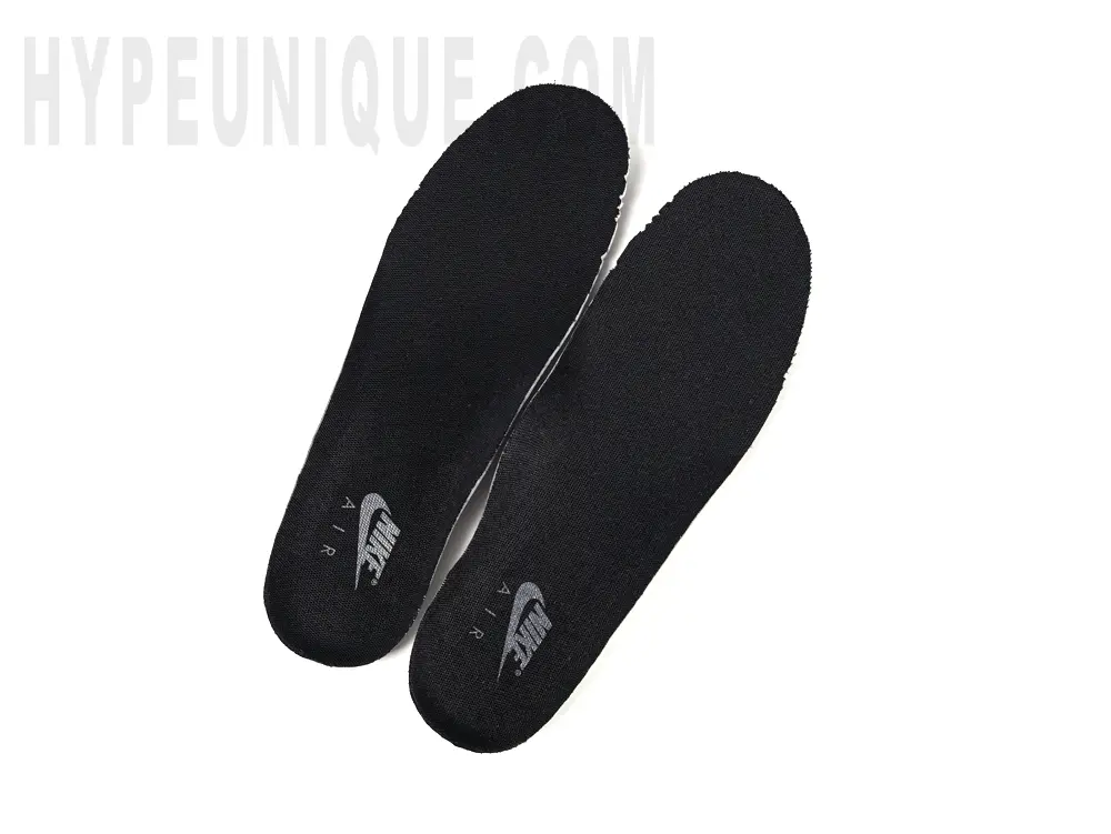 Black insole