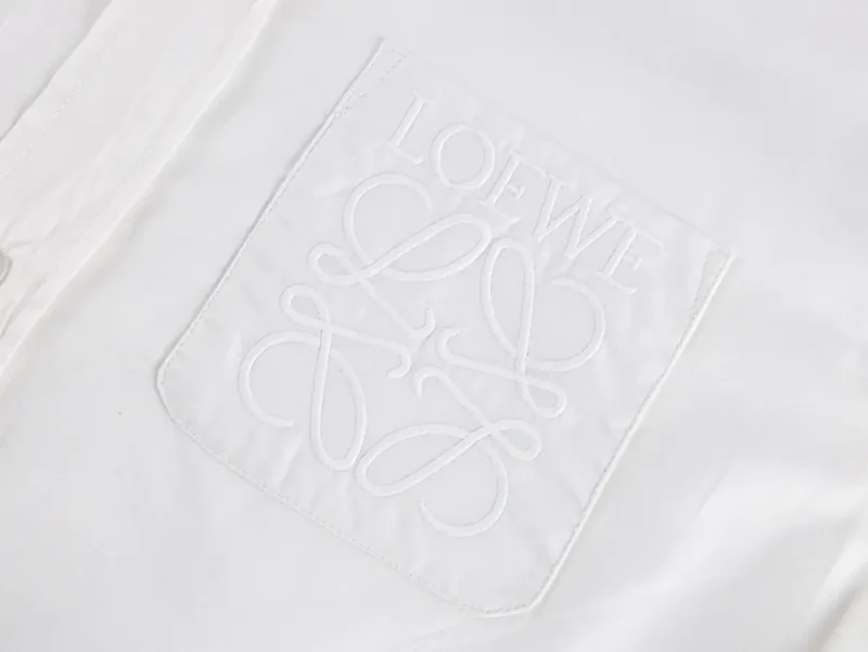 Embroidered logo on chest pocket