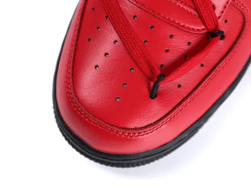the tred toe box