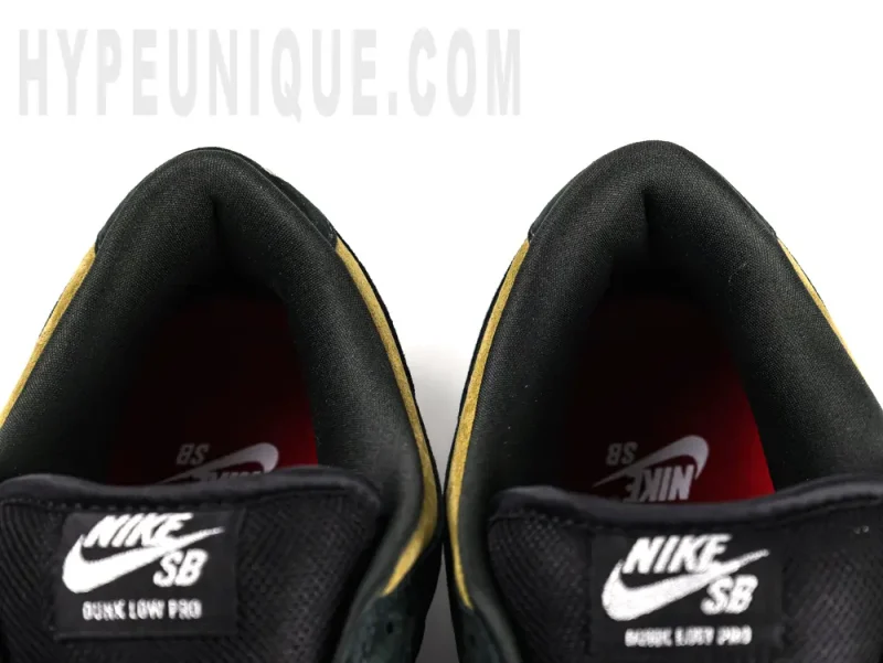 the black shoe mouth