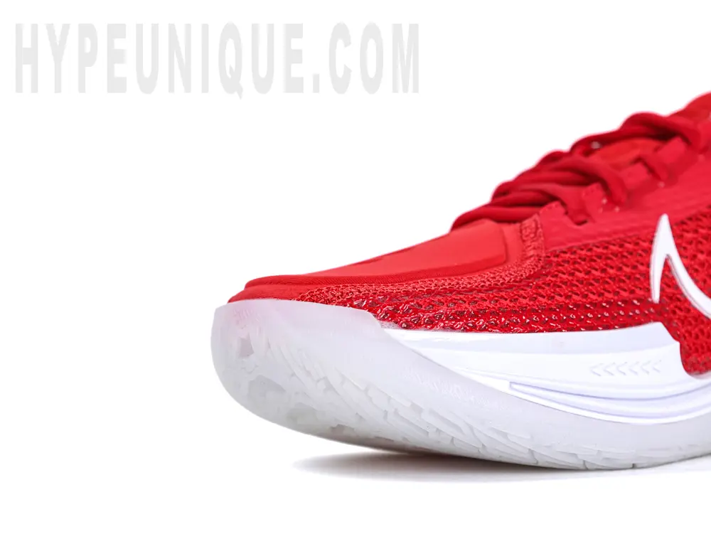 Close-up view of the Zoom GT Cut TB ‘University Red’ toe area, featuring an integrated red mudguard and toe box design.