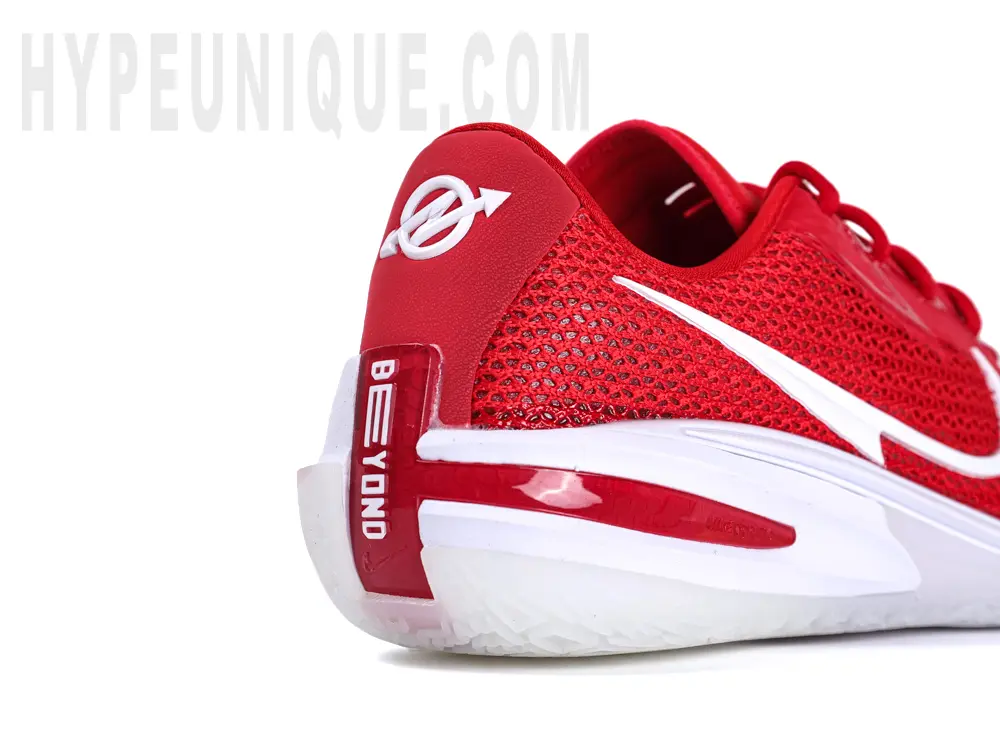 Rear-right view of the Zoom GT Cut TB ‘University Red’, featuring a red-and-white color scheme and the GT Cut logo.