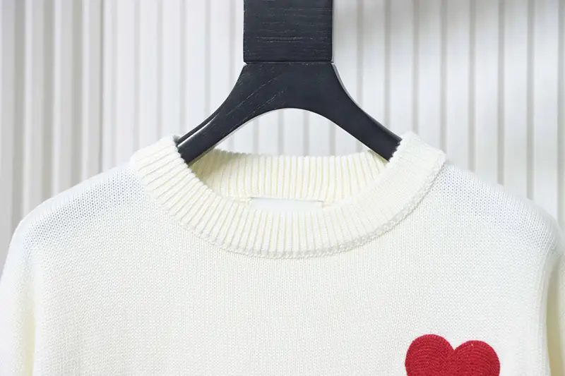 AMI Embroidered Heart Micro-Label Crew Neck Sweater Neckline