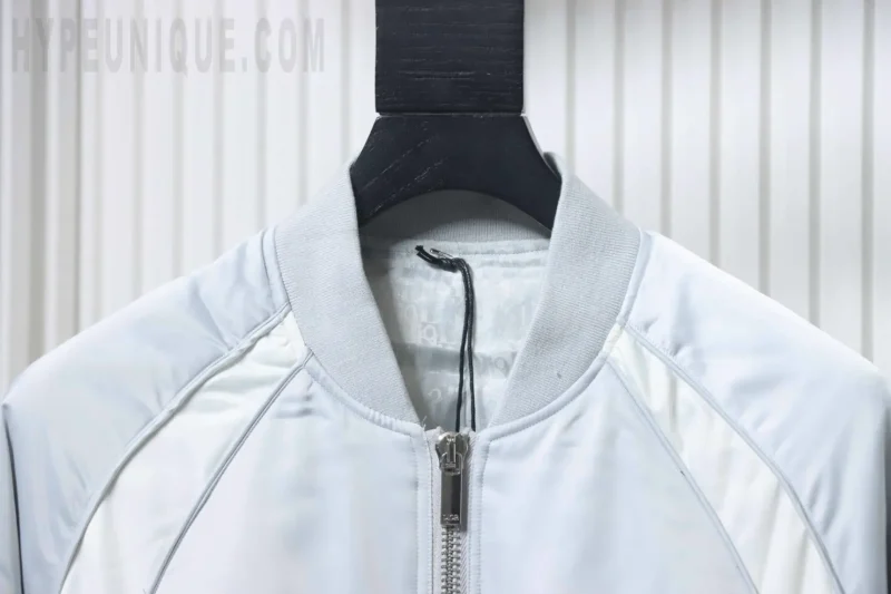 neckline